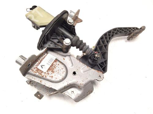 Used Clutch pedal Clutch pedal 24152103 24152103
