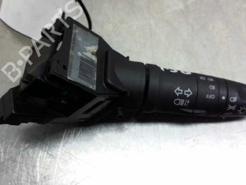 Used Headlight switch NISSAN ALMERA II Hatchback (N16) 1.5 dCi (82 hp) 1384884