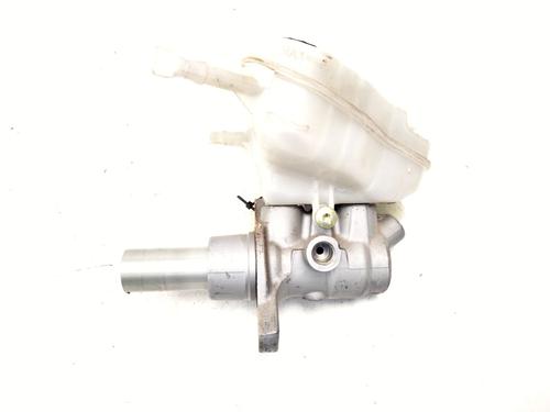 Used Brake master cylinder MERCEDES-BENZ C-CLASS (W205) C 220 BlueTEC / d (205.002, 205.004) (170 hp) 23276721