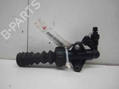 Used Clutch slave cylinder CITROËN C4 I (LC_) 1.4 16V (88 hp) 17979286