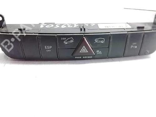 Used Warning switch Warning switch 11421589 11421589