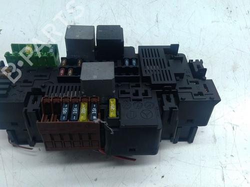 Used Fuse box Fuse box 37067749 37067749