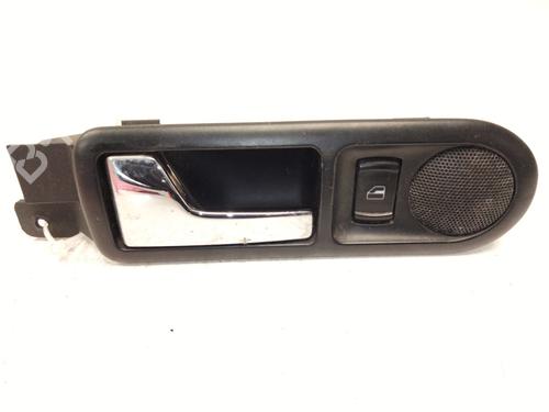 Used Rear right interior door handle VW PASSAT B5 (3B2) [1996-2001]  32023143