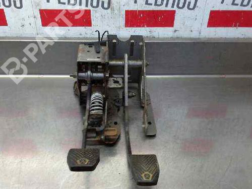 Used Clutch pedal Clutch pedal CHRYSLER VOYAGER IV (RG, RS) 2.5 CRD (141 hp) 8775808 8775808