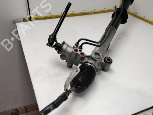 Used Steering rack KIA SORENTO I (JC) 2.5 CRDi 4WD (140 hp) 15557264