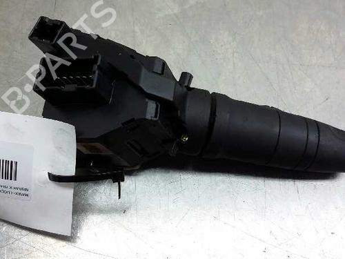 Used Headlight switch NISSAN X-TRAIL I (T30) 2.2 Di 4x4 (114 hp) 1384885