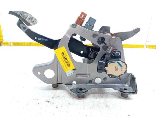 Used Break pedal NISSAN LEAF (ZE0) Electric (109 hp) 25229473