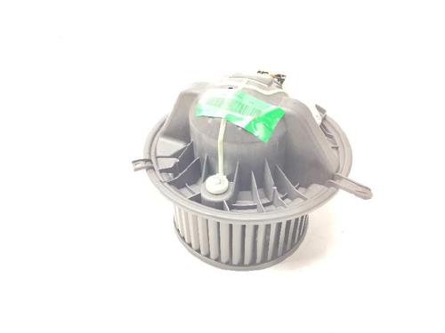 Used Heater blower motor BMW 1 (E81) 118 d (143 hp) 17058860