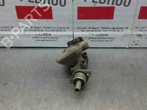Used Brake master cylinder PEUGEOT 306 Hatchback (7A, 7C, N3, N5) [1993-2003]  1620740