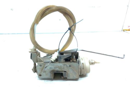 front-right-lock-audi-a4-b5-8d2-1994-1995-1996-1997-1998-1999-2000-2001-36222404 main image