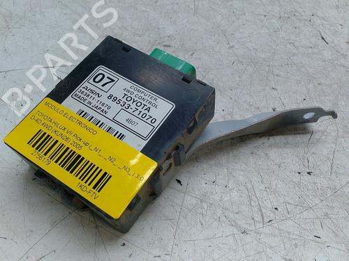 Used Electronic module TOYOTA HILUX VII Pickup (_N1_, _N2_, _N3_) 3.0 D-4D 4WD (KUN26) (171 hp) 32669237