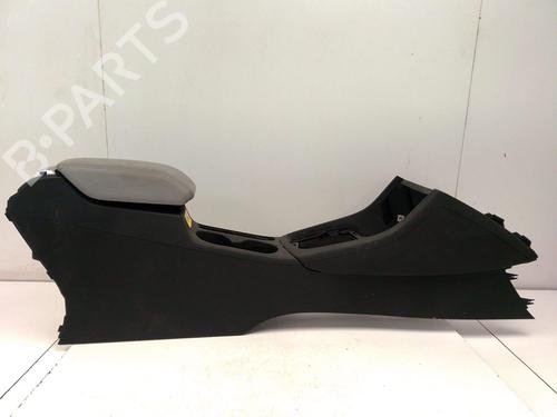 Armrest / Center console AUDI Q3 (8UB, 8UG) | BP37991920I20 - Image 3