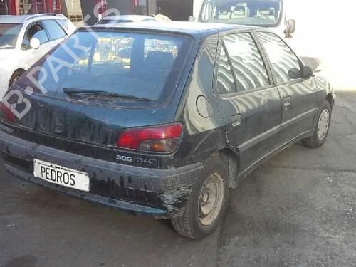 Front right lock PEUGEOT 306 Hatchback (7A, 7C, N3, N5)  | BP742999C97 