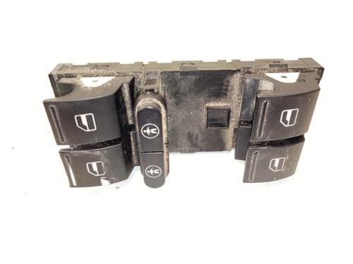 Venstre fortil elrude kontakt VW TOUAREG (7LA, 7L6, 7L7) 3.0 V6 TDI (240 hp) 25228679