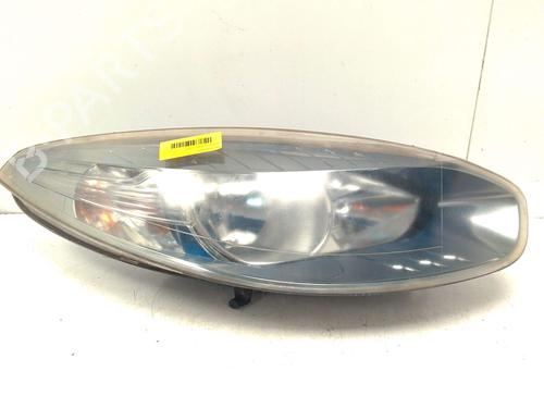 Used Right headlight Right headlight RENAULT FLUENCE (L3_) Z.E. (95 hp) 40150391 40150391