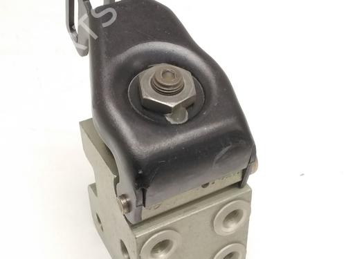 Brake master cylinder SEAT LEON (1M1)  | BP18660948M77 