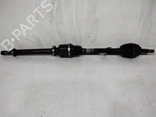 Used Right front driveshaft RENAULT CLIO III Grandtour (KR0/1_) [2007-2025]  9255204