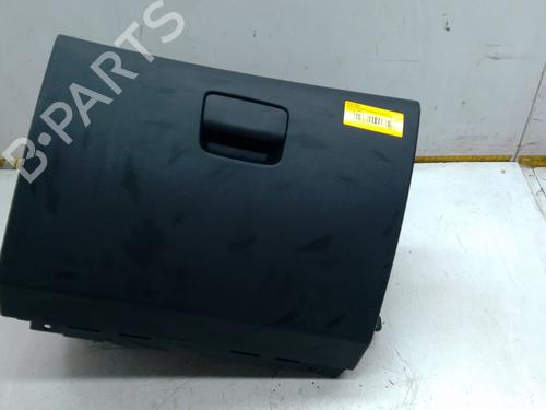 Hanskerom MERCEDES-BENZ A-CLASS (W176) A 180 CDI / d (176.012) (109 hp) 30361535