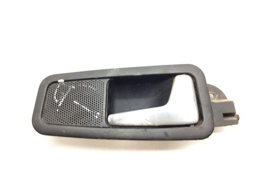 Used Rear right interior door handle Rear right interior door handle 18113561 18113561