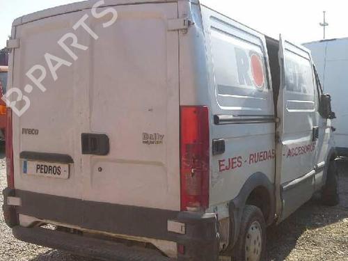 Klamka zewnętrzna drzwi przednich prawych IVECO DAILY III Van  | BP1622226C129 
