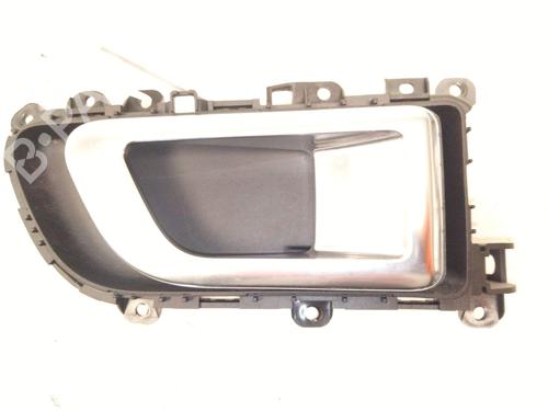 Used Front right interior door handle Front right interior door handle 22738142 22738142