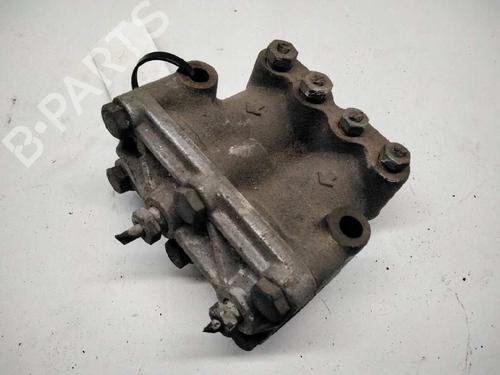 Used Brake master cylinder MG MONTEGO 2.0 EFi (117 hp) 25229900