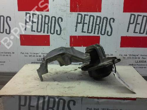 Used Engine mount RENAULT MEGANE II (BM0/1_, CM0/1_) [2001-2012]  10261717