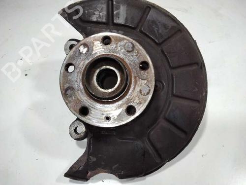 Used Left front steering knuckle SEAT ALTEA (5P1) [2004-2015]  8805292