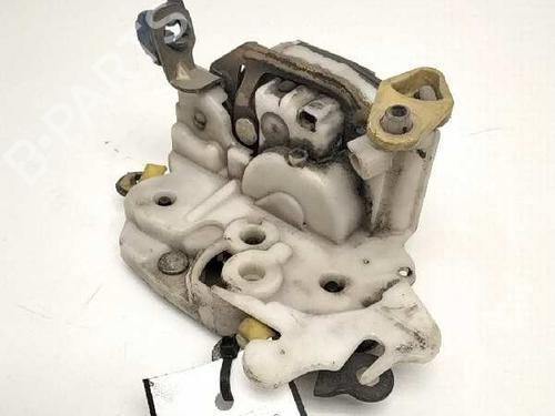 Used Front left lock NISSAN VANETTE CARGO Van (HC 23) [1994-2002]  1043662