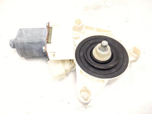 left-front-window-motor-mercedes-benz-a-class-w176-2012-2013-2014-2015-2016-2017-2018-35751306 main image