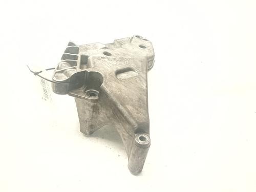 Used Engine mount VW PASSAT B6 (3C2) 2.0 TDI (140 hp) 30596685