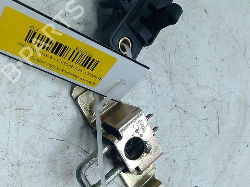 Used Tailgate lock RENAULT 19 II (B/C53_) 1.8 (B/C53Y) (88 hp) 29587523