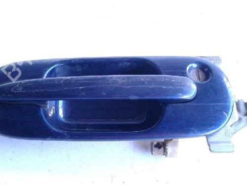 Used Front right exterior door handle Front right exterior door handle 7303632 7303632