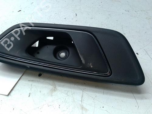 front-right-interior-door-handle-seat-leon-5f1-2012-2013-2014-2015-2016-2017-2018-2019-2020-2021-36303570 main image