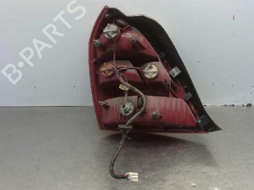 Right taillight HYUNDAI ELANTRA III (XD)  | BP4205650C35 