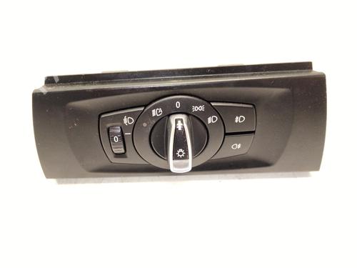Used Headlight switch BMW 3 (E90) 318 d (143 hp) 24334110