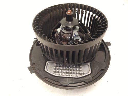 Heater blower motor VW PASSAT B8 Variant (3G5, CB5) 2.0 TDI 4motion | BP23861044M62 - Image 3