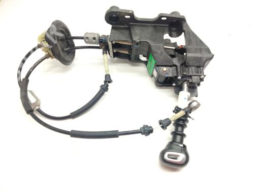 Used Gear lever CITROËN C4 CACTUS 1.2 THP 110 (110 hp) 17060020