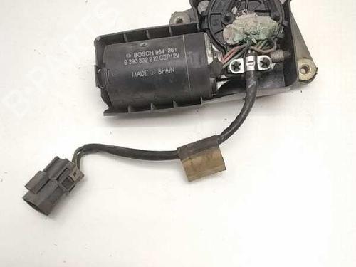 Used Front wiper motor NISSAN VANETTE CARGO Bus (HC 23) [1994-2001]  19329959