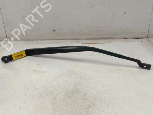 Used Front windshield wiper arm Front windshield wiper arm TOYOTA C-HR (_X1_) 1.8 Hybrid (ZYX10_, ZYX11_) (98 hp) 33931249 33931249