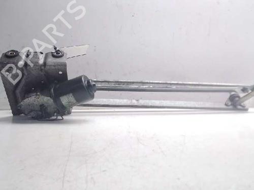 Used Front wiper motor RENAULT TRAFIC Van (T_, P_, V_) [1989-2002]  9972514