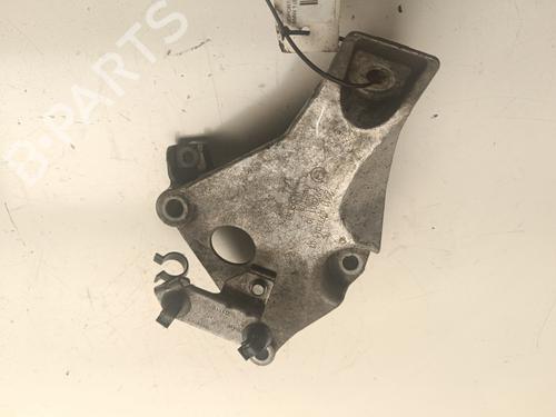 Used Engine mount BMW 1 (E87) 118 d (143 hp) 19509005