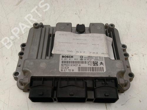 Used Engine control unit (ECU) Engine control unit (ECU) 38069439 38069439