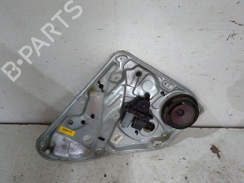 Lève-vitre arrière gauche VW PASSAT B5 (3B2) [1996-2001]  32059655