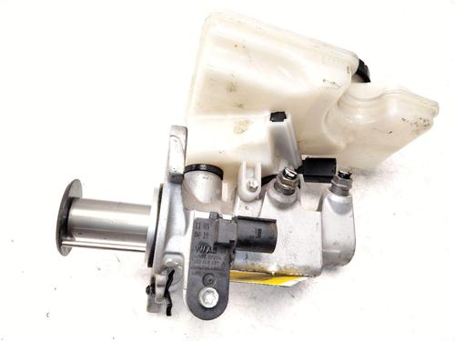 Used Brake master cylinder Brake master cylinder 32732849 32732849