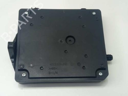 Used Fuse box RENAULT SCÉNIC III (JZ0/1_) 1.4 16V (JZ0F, JZ1V) (131 hp) 17361495