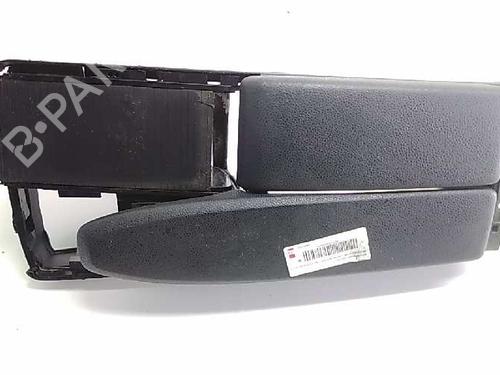 Used Armrest / Center console MERCEDES-BENZ C-CLASS (W204) C 220 CDI (204.002) (170 hp) 10730090