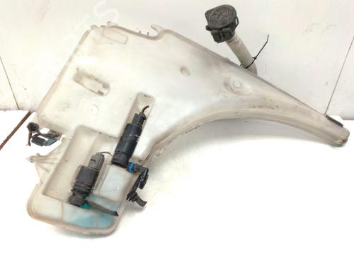 Used Windscreen washer tank Windscreen washer tank 38933019 38933019