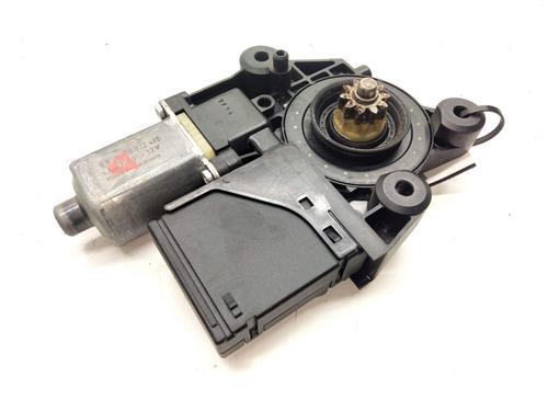 Used Right front window motor Right front window motor 18844696 18844696