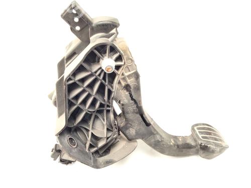 Clutch pedal PEUGEOT EXPERT Van (V_) 1.6 BlueHDi 115 | BP25229573I13 